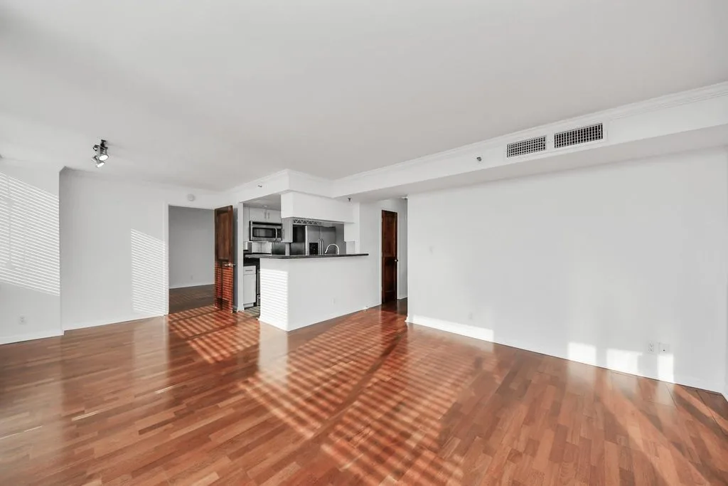 3525 SAGE CONDOMINIUMS