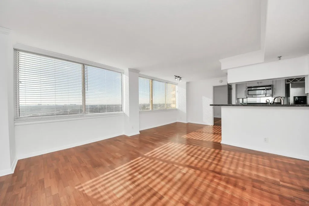 3525 SAGE CONDOMINIUMS