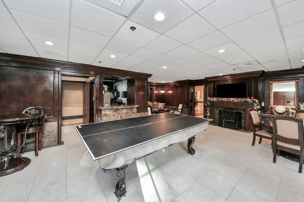 3525 SAGE CONDOMINIUMS